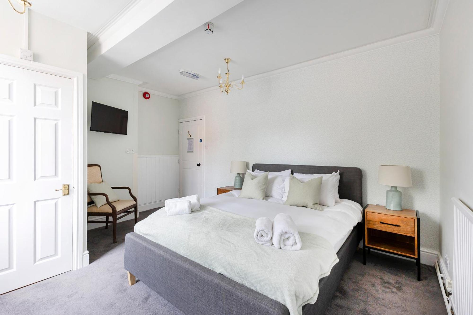 Oyo Blenheim House Hotel Etwall ภายนอก รูปภาพ