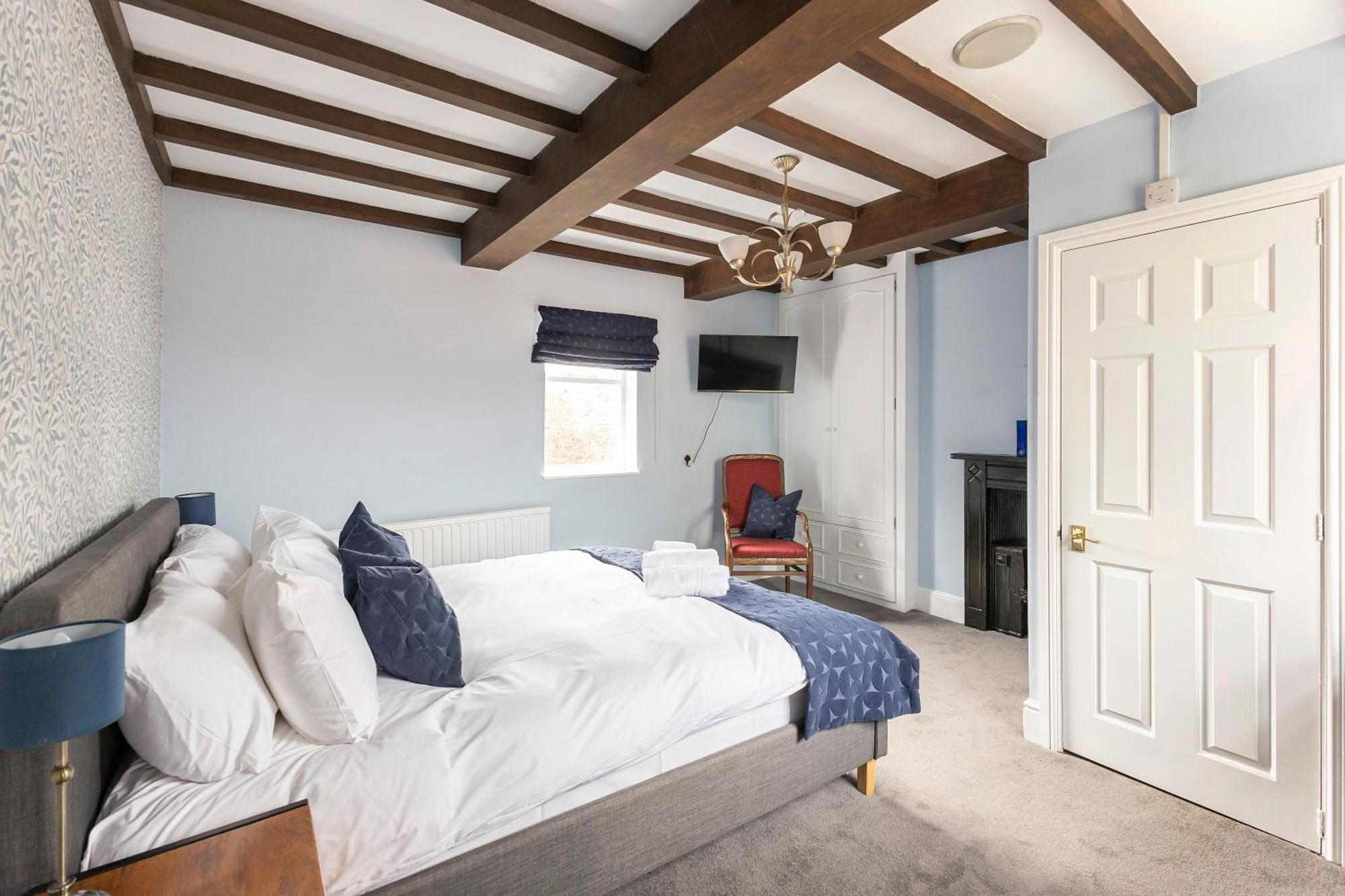 Oyo Blenheim House Hotel Etwall ภายนอก รูปภาพ