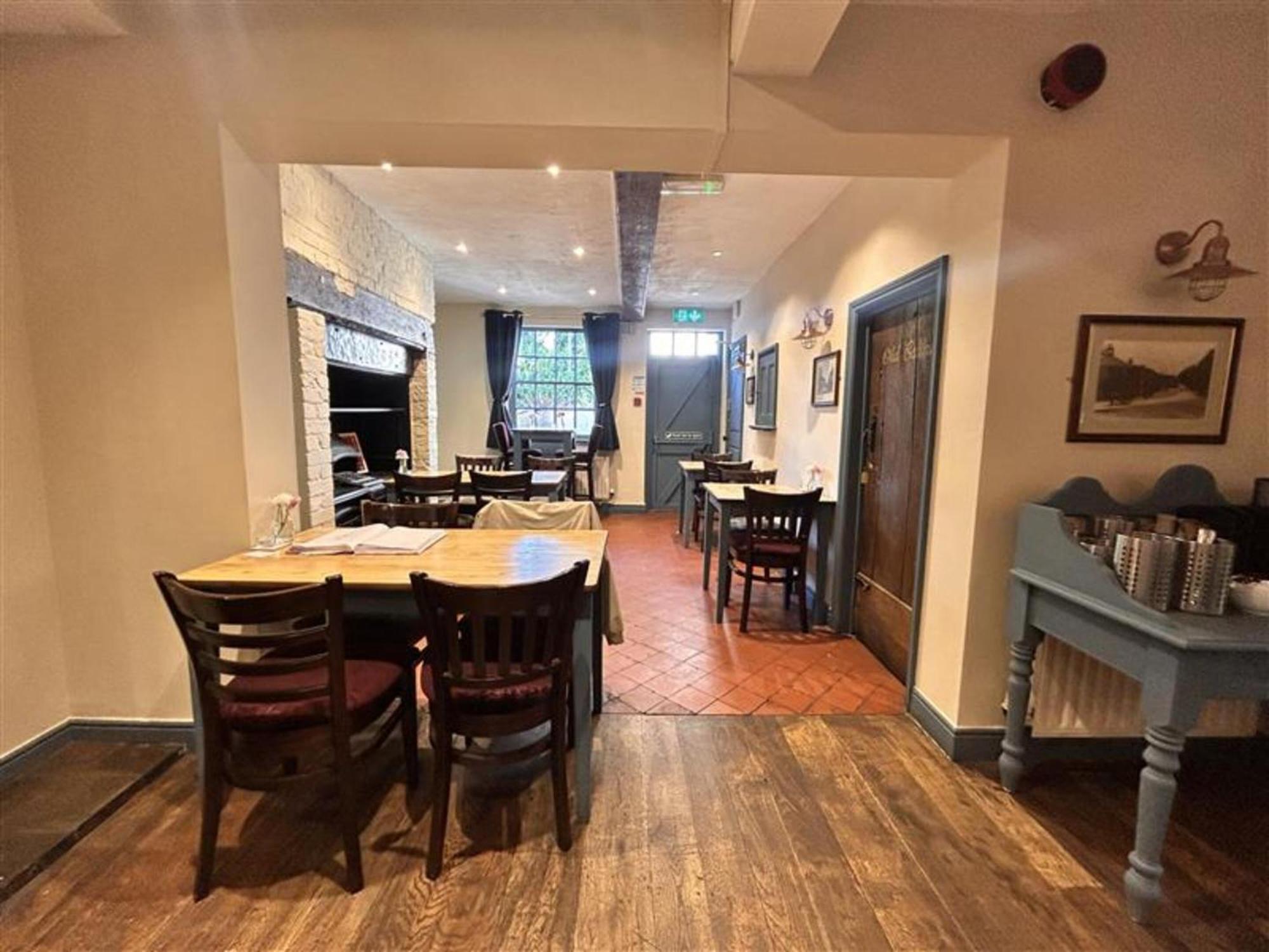 Oyo Blenheim House Hotel Etwall ภายนอก รูปภาพ